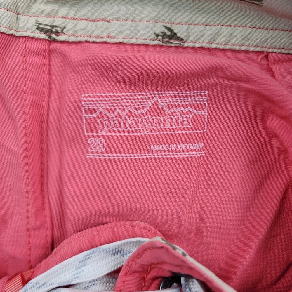 Patagonia‎ Scallop Hem Wavefarer Board Shorts Mens 29 Coral Pink Trunks 86731